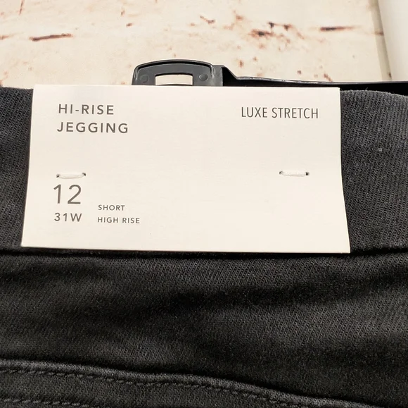 SALE 🎉  American Eagle Luxe Black Moto Denim Hi Rise Jegging Jeans Short Length - Picture 5 of 7